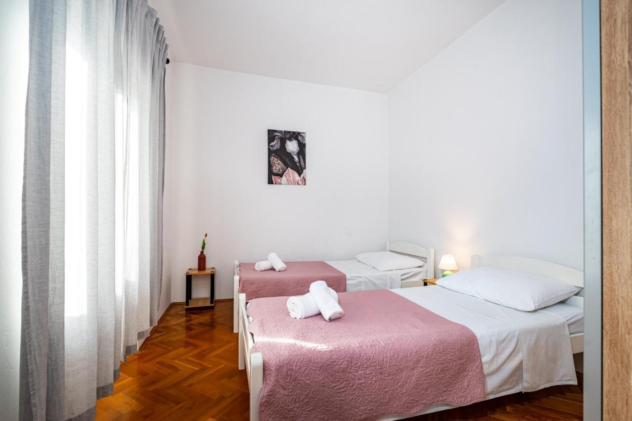 Apartment Eva มาสเลนีซา ภายนอก รูปภาพ